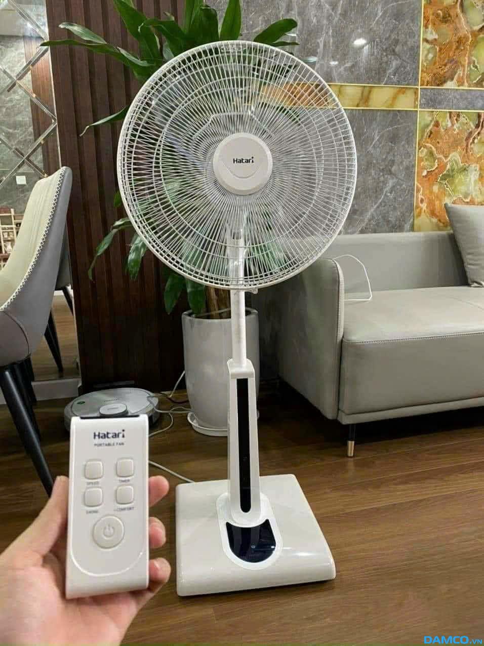 Điều khiển cảm ứng và remote tiện lợi (ảnh thực tế)